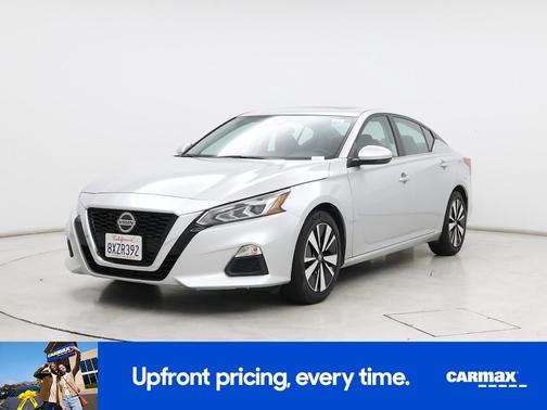 2022 Nissan Altima SV