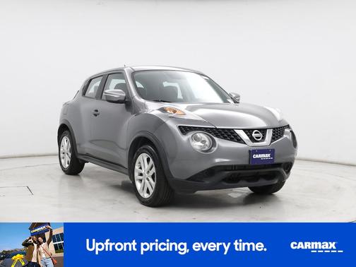 Gray 2016 Nissan Juke S