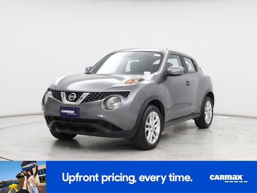 Gray 2016 Nissan Juke S
