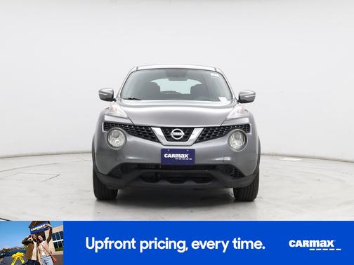 Gray 2016 Nissan Juke S