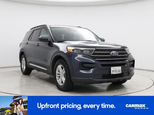 Blue 2022 Ford Explorer XLT