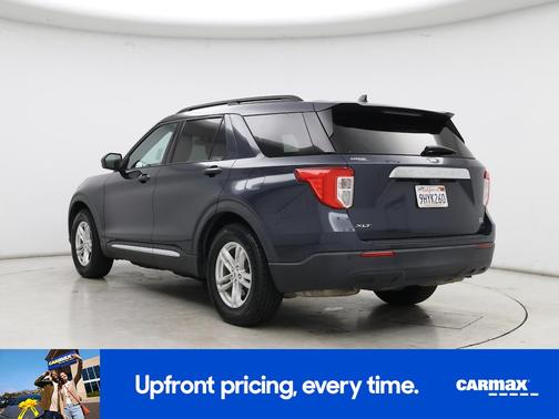 Blue 2022 Ford Explorer XLT