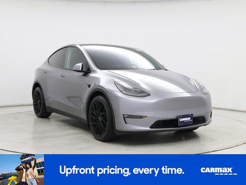 Gray 2025 Tesla Model Y Long Range