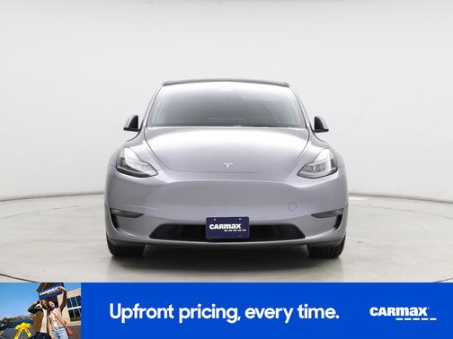 Gray 2025 Tesla Model Y Long Range