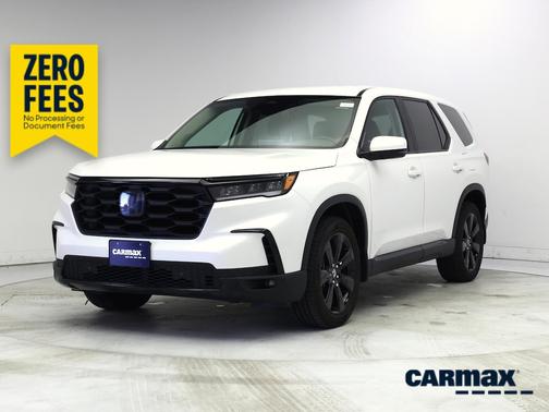 White 2024 Honda Pilot EX-L