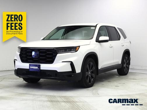 White 2024 Honda Pilot EX-L
