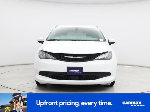 White 2022 Chrysler Voyager LX