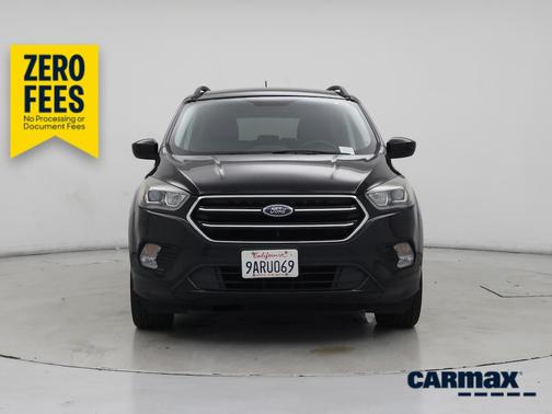 Black 2018 Ford Escape SE