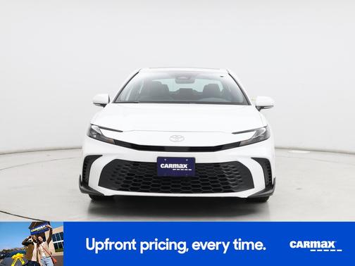 White 2025 Toyota Camry SE