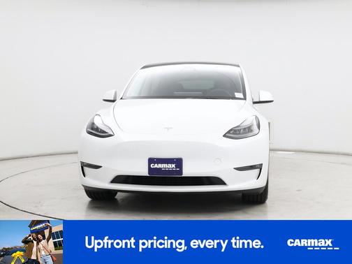 White 2023 Tesla Model Y Long Range