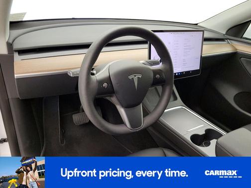 White 2023 Tesla Model Y Long Range