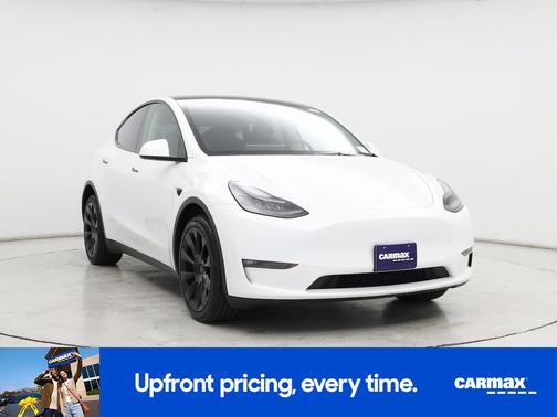 White 2023 Tesla Model Y Long Range