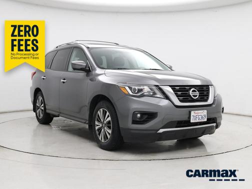 Gray 2017 Nissan Pathfinder SL
