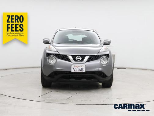 Gray 2017 Nissan Juke S