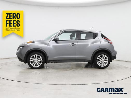 Gray 2017 Nissan Juke S