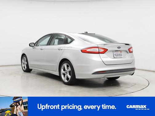 Silver 2014 Ford Fusion SE