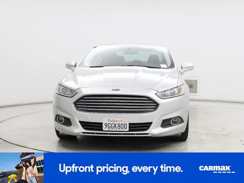 Silver 2014 Ford Fusion SE