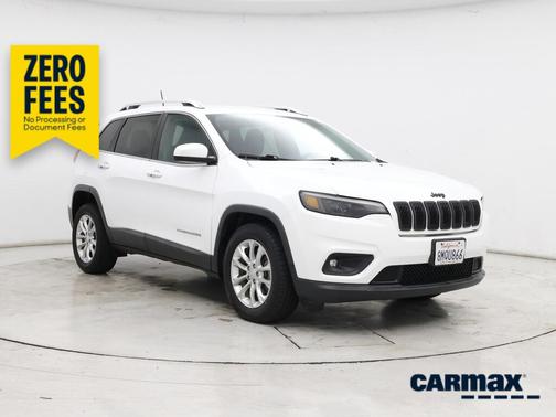 White 2019 Jeep Cherokee Latitude