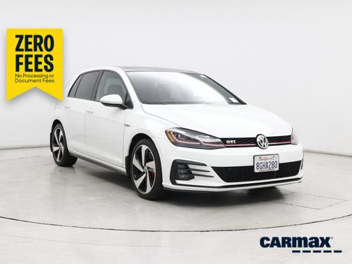 White 2018 Volkswagen Golf GTI SE