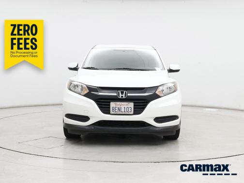 White 2018 Honda HR-V LX
