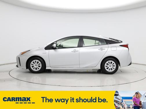 2021 Toyota Prius LE