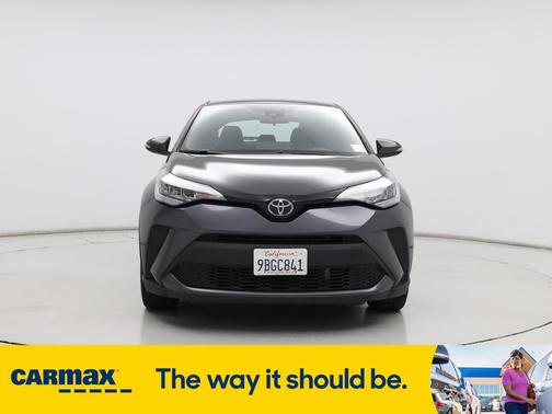 2022 Toyota C-HR XLE