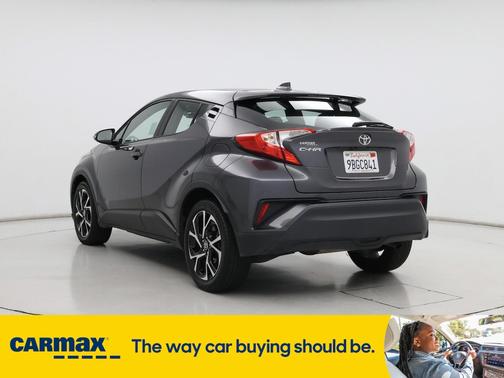 2022 Toyota C-HR XLE