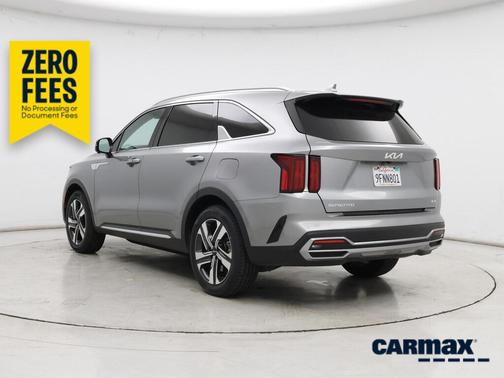 Gray 2023 Kia Sorento Hybrid SX Prestige