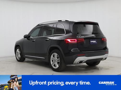Black 2021 Mercedes-Benz GLB 250