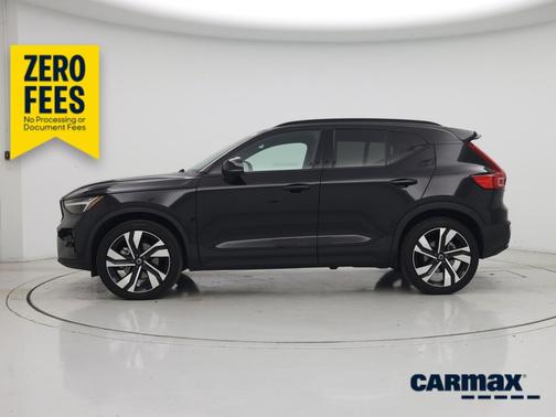 Black 2023 Volvo XC40 B5 Plus Dark Theme