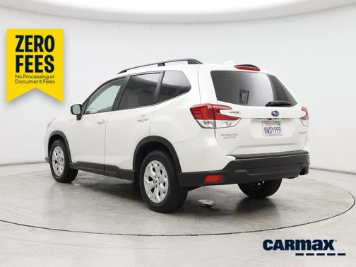 White 2021 Subaru Forester