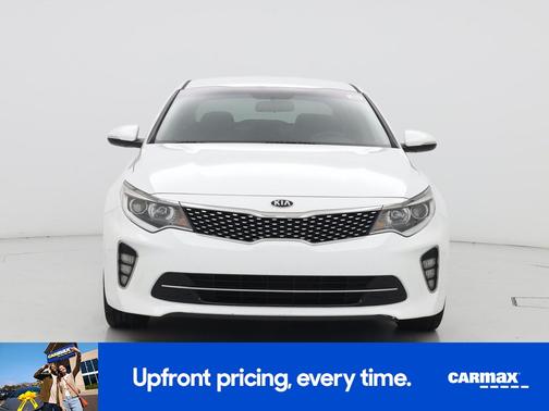 White 2018 Kia Optima S