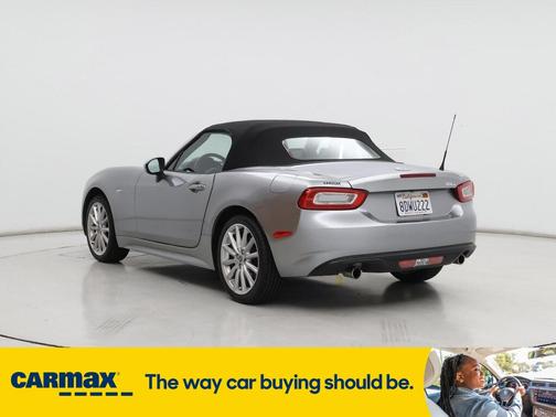 2017 FIAT 124 Spider Lusso