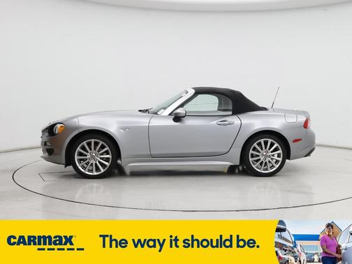 2017 FIAT 124 Spider Lusso