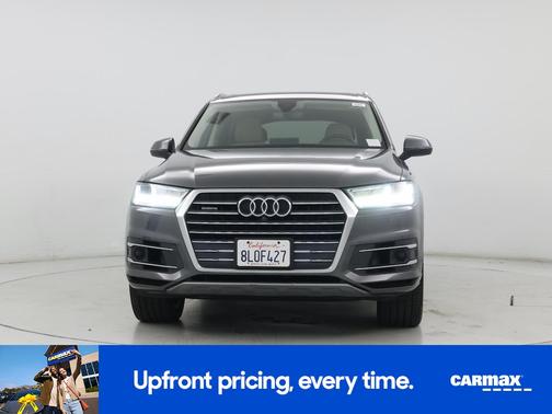 Gray 2019 Audi Q7 Premium Plus