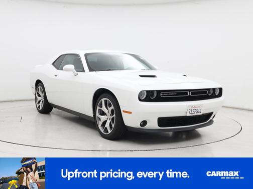 2016 Dodge Challenger SXT Plus