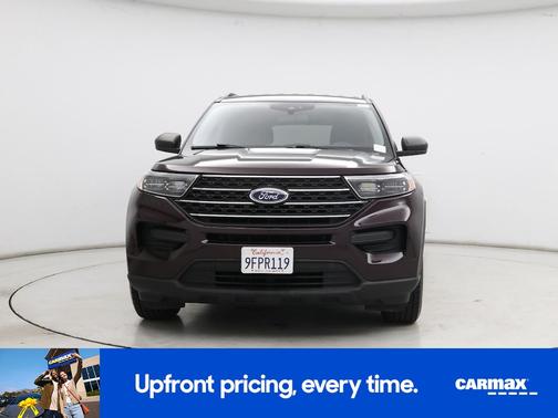 Burgundy 2023 Ford Explorer XLT