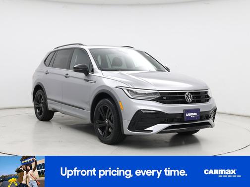 Silver 2023 Volkswagen Tiguan SE