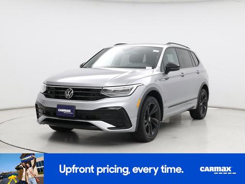 Silver 2023 Volkswagen Tiguan SE