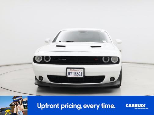 White 2015 Dodge Challenger R/T Scat Pack