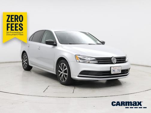 Silver 2016 Volkswagen Jetta SE