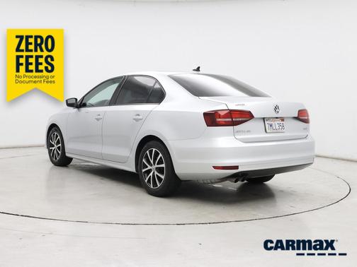 Silver 2016 Volkswagen Jetta SE