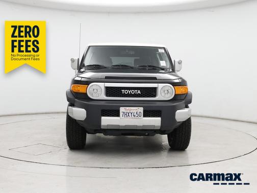 Gray 2014 Toyota FJ Cruiser