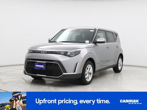 Silver 2025 Kia Soul LX