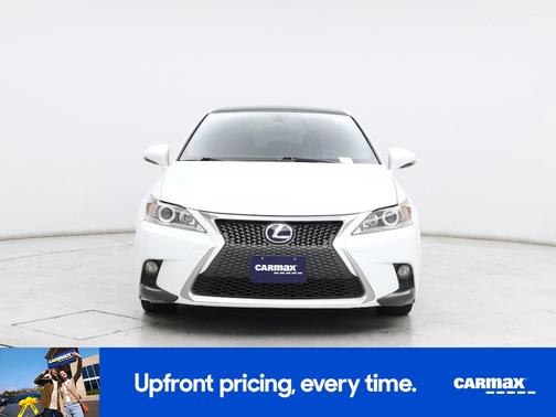 White 2015 Lexus CT 200h