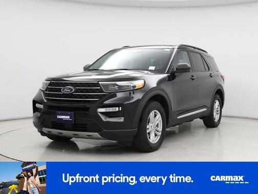 Black 2022 Ford Explorer XLT