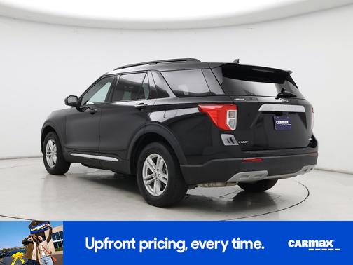 Black 2022 Ford Explorer XLT