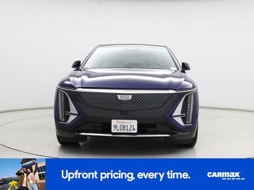 2024 Cadillac LYRIQ Luxury 2