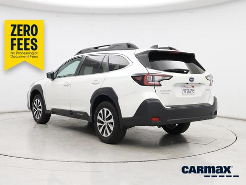 White 2025 Subaru Outback Premium