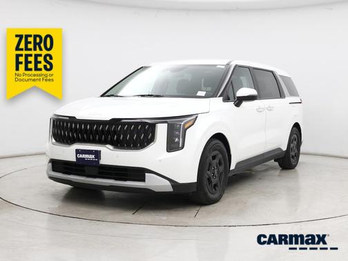 White 2025 Kia Carnival LXS